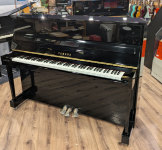 Pre-Owned Yamaha YE-116 Upright Piano (Z20912)